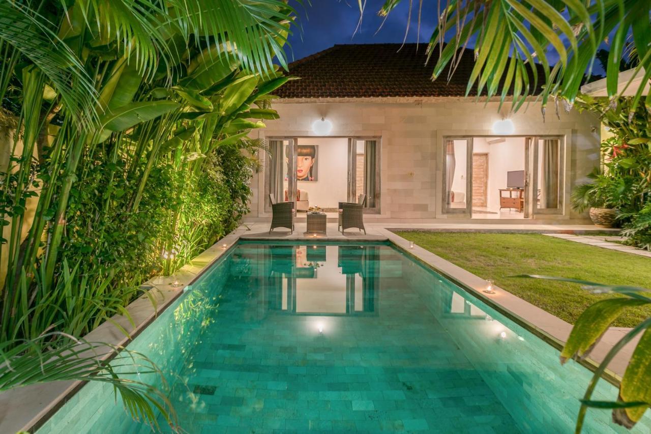 Villa Briana Seminyak By Villas R Us Exteriör bild