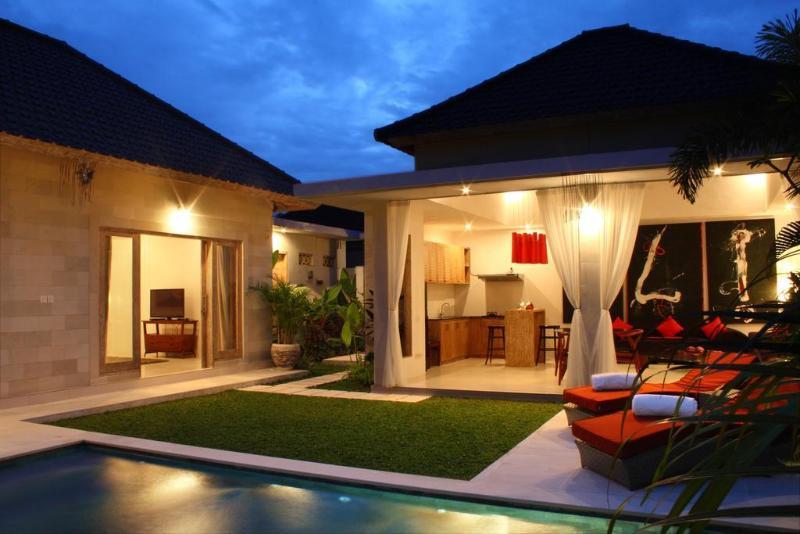 Villa Briana Seminyak By Villas R Us Exteriör bild