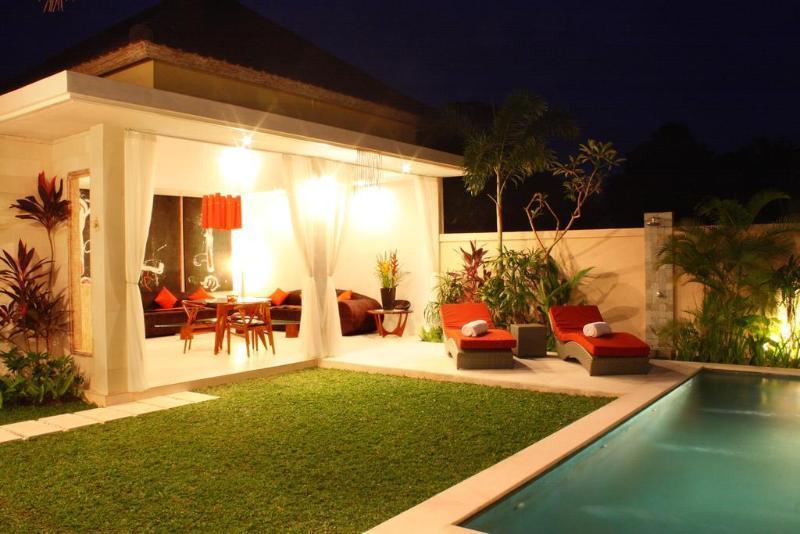 Villa Briana Seminyak By Villas R Us Exteriör bild